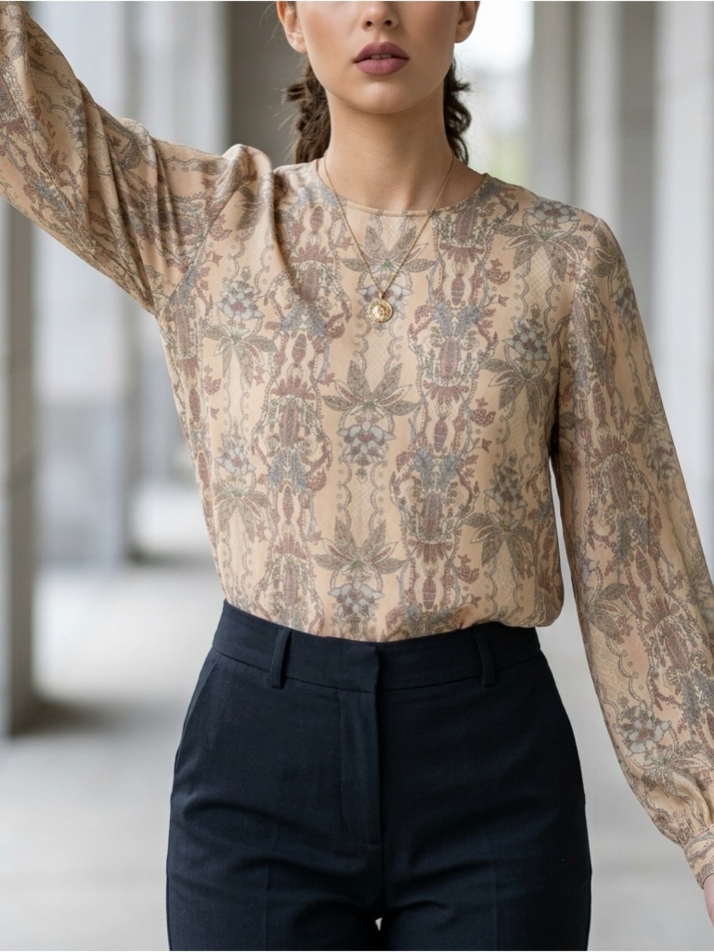 Liz Claiborne Collection Peach Silk Blouse | Size 8 | Long Sleeve